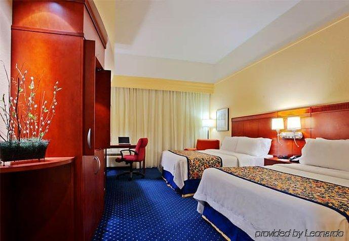 Courtyard By Marriott Hattiesburg Oda fotoğraf